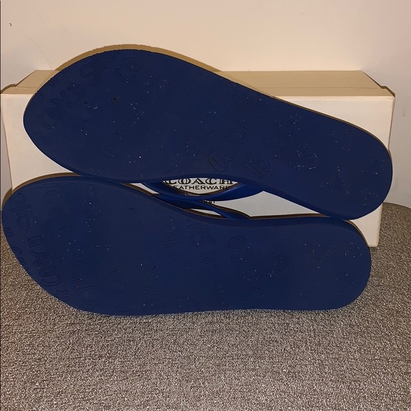 Sandals - Picture 5 of 5